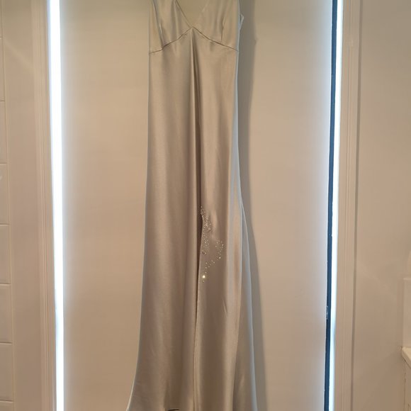 Matthew Eager in shimmery pale green - Size 8 - Picture 8 of 11